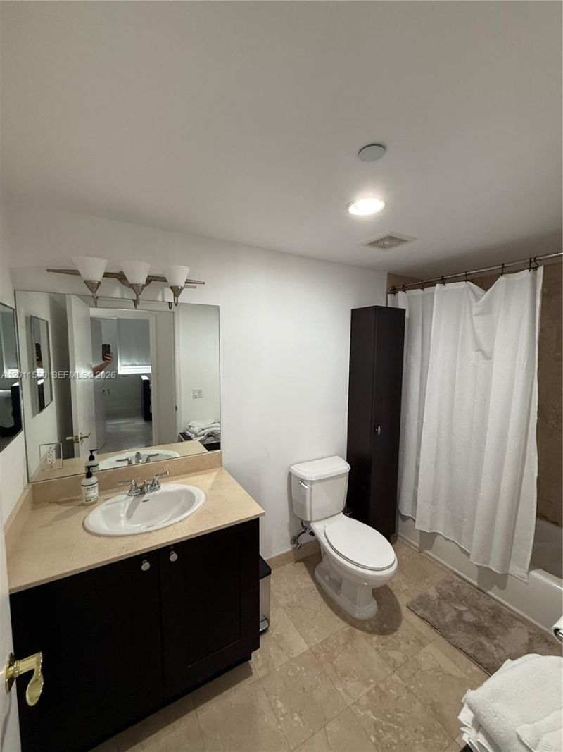 4100 Salzedo St, Unit 811, Coral Gables, FL 33146 Photo