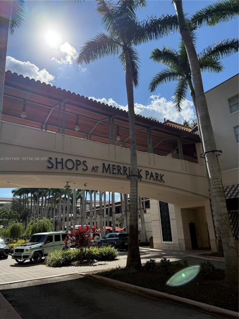 4100 Salzedo St, Unit 811, Coral Gables, FL 33146 Photo