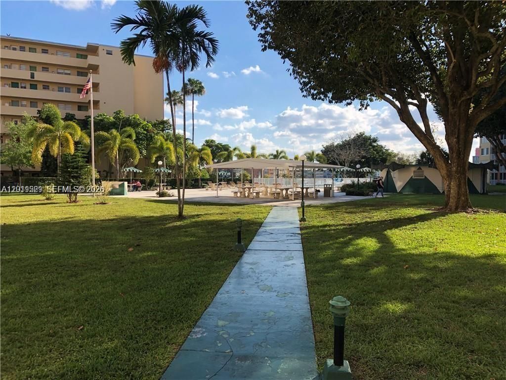 1750 NE 191st St, Unit 508-2, Miami, FL 33179 Photo