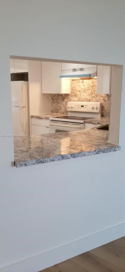 1750 NE 191st St, Unit 508-2, Miami, FL 33179 Photo