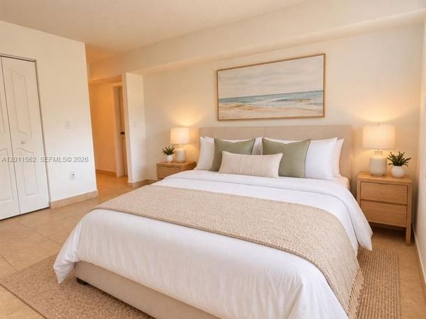 445 SW 11th St, Unit 107, Miami, FL 33130