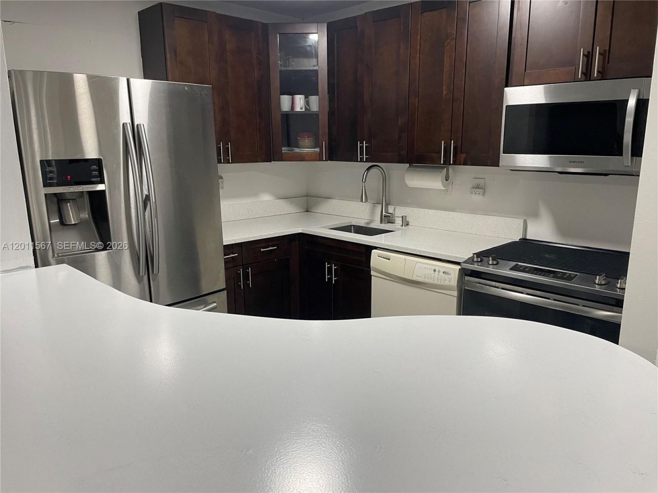 911 NE 199th St , Unit 102-14, Miami, FL 33179 Photo
