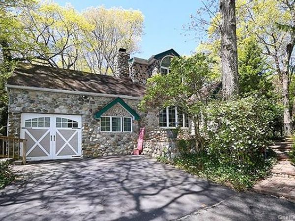 11 Craig Drive , South Huntington, NY 11746