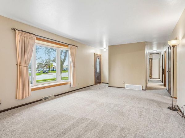 11830 Florist AVENUE, Milwaukee, WI 53225