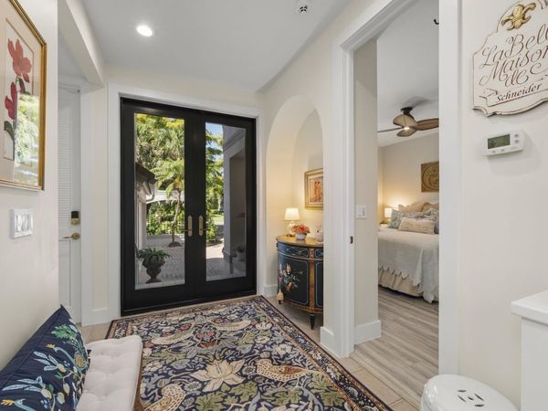 2548 Wulfert Road, Sanibel, FL 33957