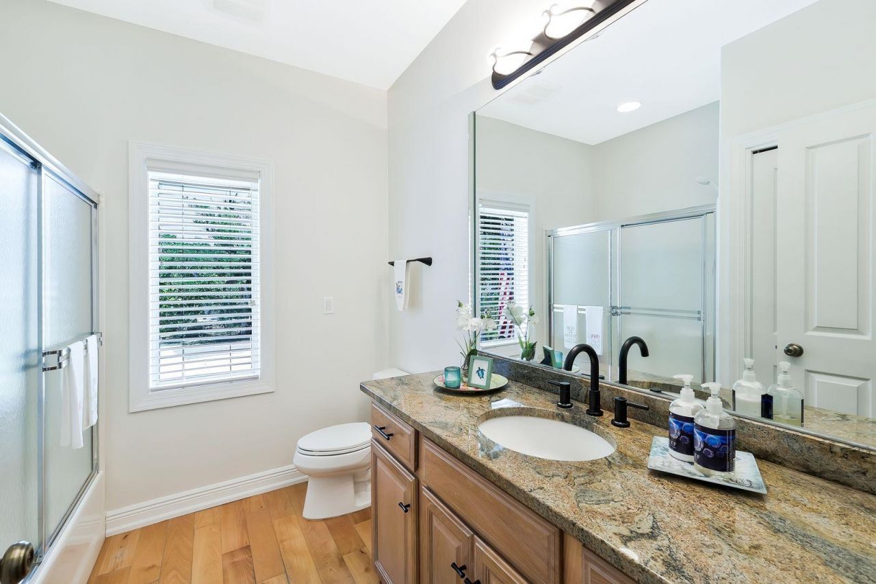 2130 Sunset Cir, Sanibel, FL 33957 Photo