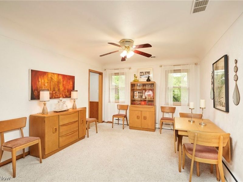 639 N Azalea Boulevard, Barberton, OH 44203 Photo 8