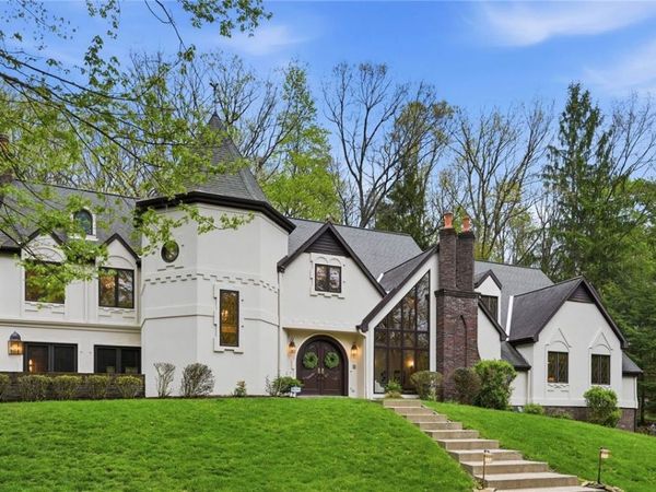 613 Lincoln Road, Bradford Woods, PA 15015