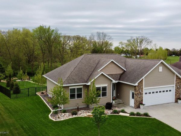 103 Briarwood Bend, Jefferson, IA 50129