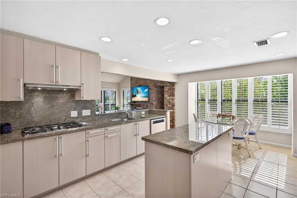 1057 Sand Castle Rd , Sanibel, FL 33957 Photo