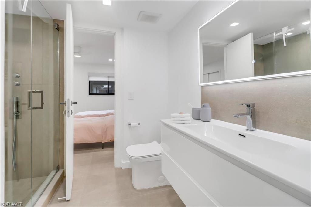 5964 Pelican Bay Blvd, Unit 434, Naples, FL 34108 Photo