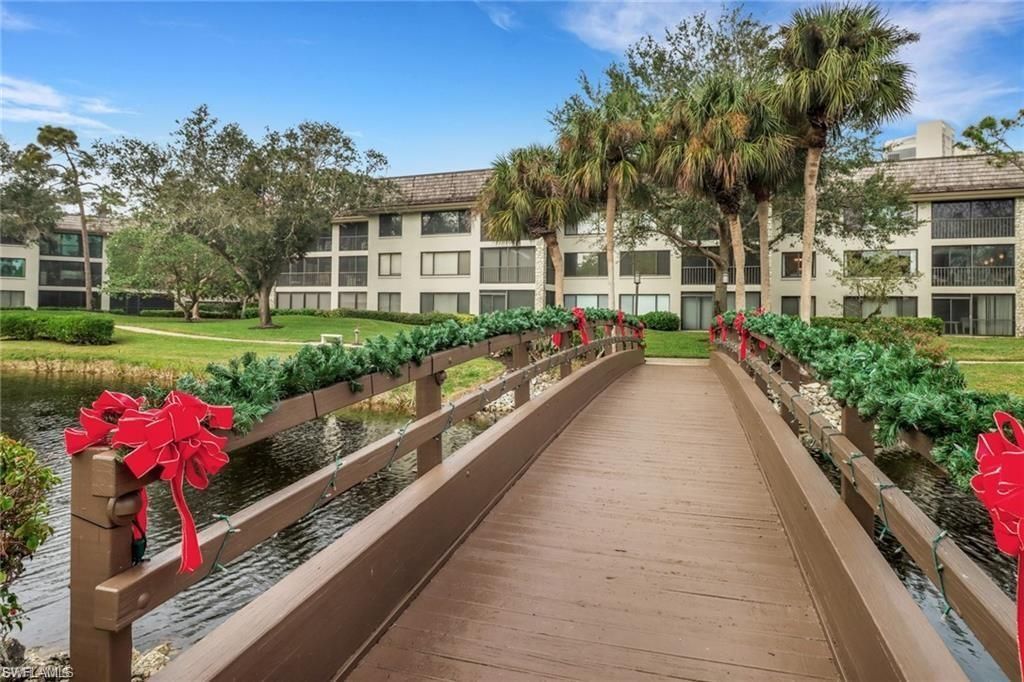 5964 Pelican Bay Blvd, Unit 434, Naples, FL 34108 Photo
