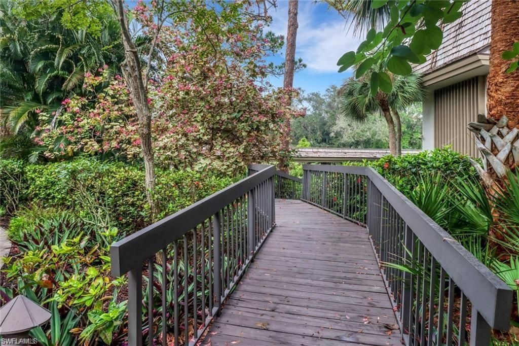 5964 Pelican Bay Blvd, Unit 434, Naples, FL 34108 Photo