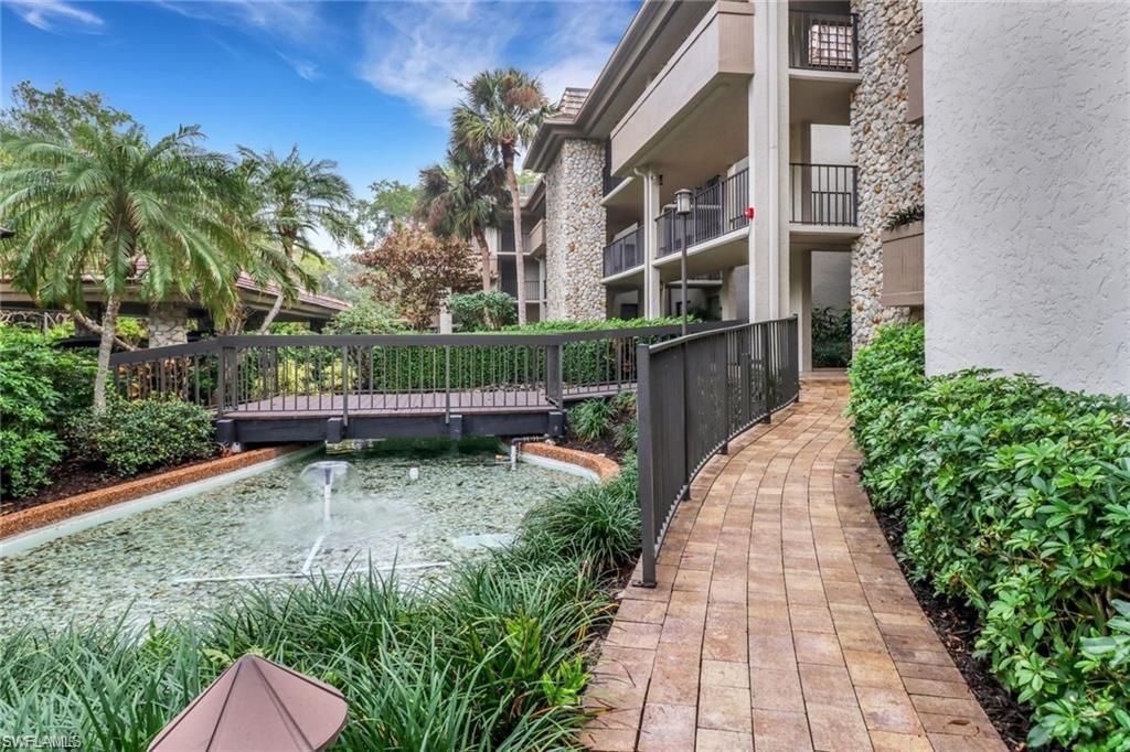 5964 Pelican Bay Blvd, Unit 434, Naples, FL 34108 Photo