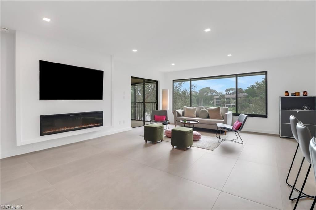 5964 Pelican Bay Blvd, Unit 434, Naples, FL 34108 Photo