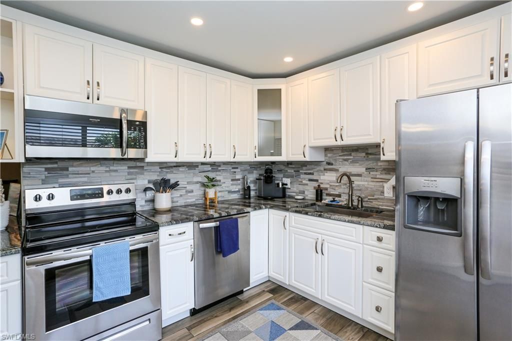 195 Peppermint Ln , Unit 884, Naples, FL 34112 Photo