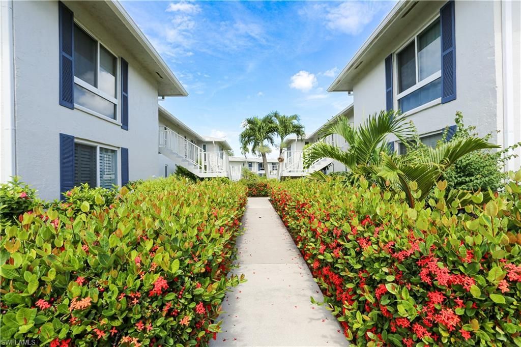 195 Peppermint Ln , Unit 884, Naples, FL 34112 Photo