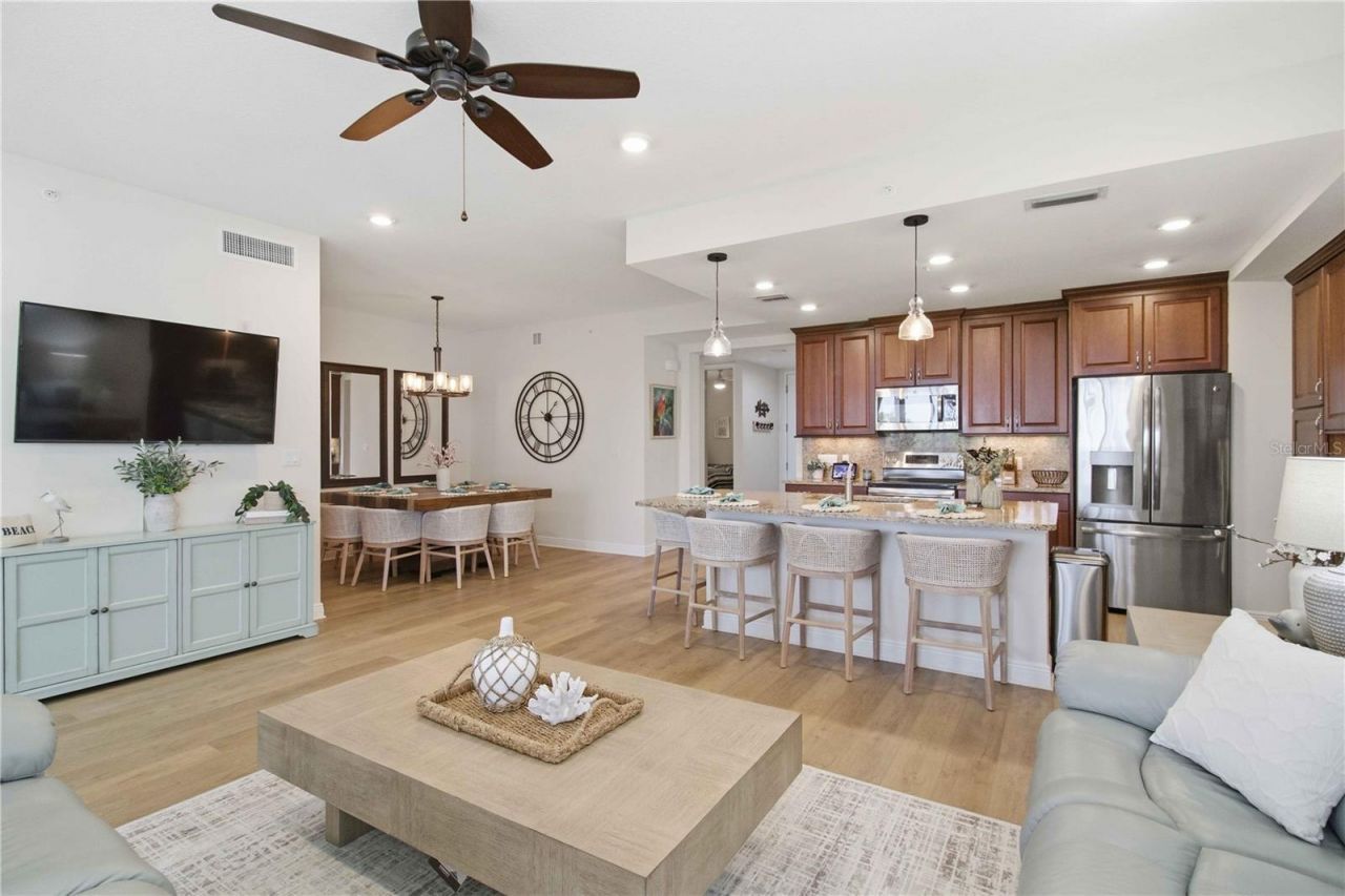 395 Aruba Circle, Unit 102, Bradenton, FL 34209 Photo