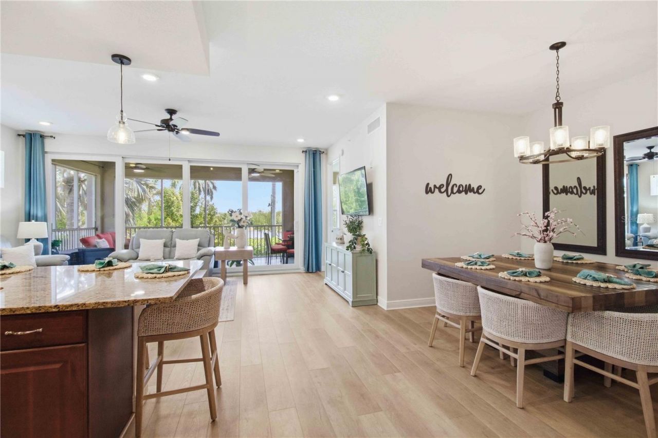 395 Aruba Circle, Unit 102, Bradenton, FL 34209 Photo