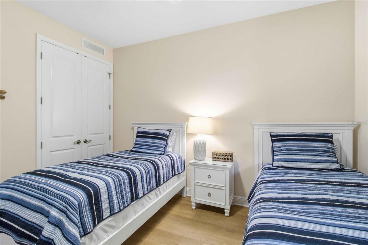 395 Aruba Circle, Unit 102, Bradenton, FL 34209 Photo