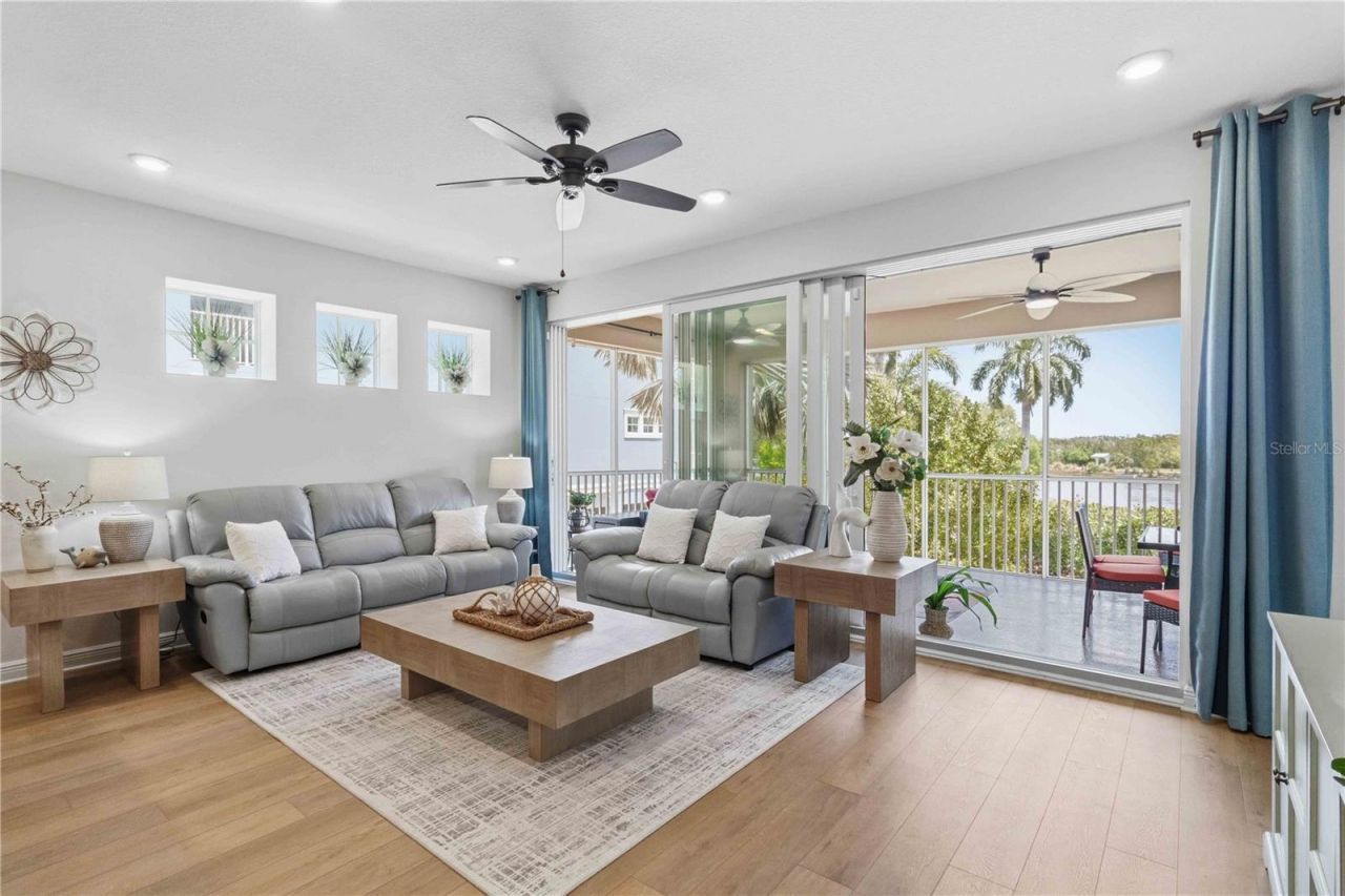 395 Aruba Circle, Unit 102, Bradenton, FL 34209 Photo