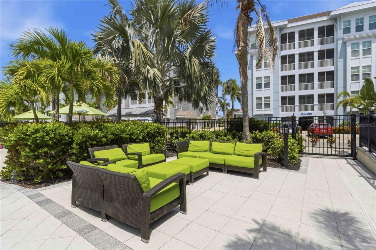 395 Aruba Circle, Unit 102, Bradenton, FL 34209 Photo