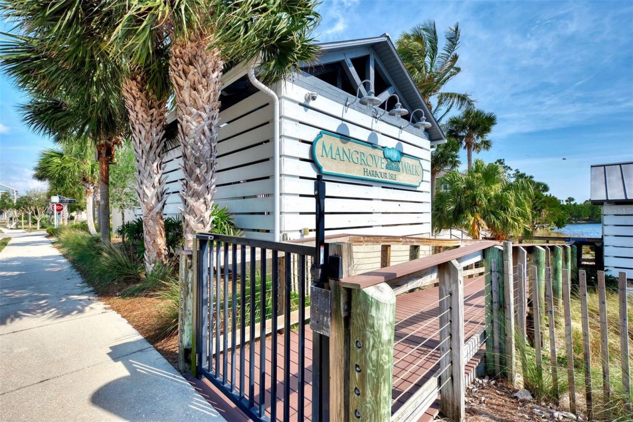 395 Aruba Circle, Unit 102, Bradenton, FL 34209 Photo