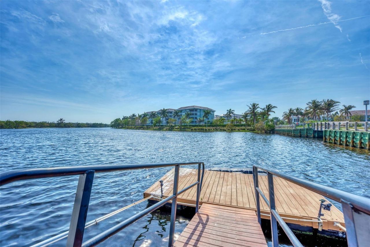 395 Aruba Circle, Unit 102, Bradenton, FL 34209 Photo