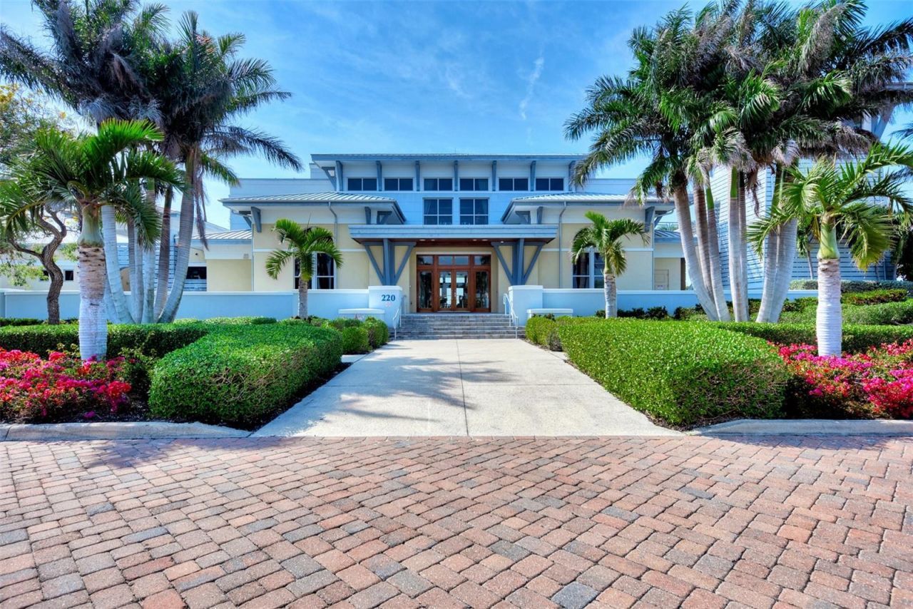 395 Aruba Circle, Unit 102, Bradenton, FL 34209 Photo