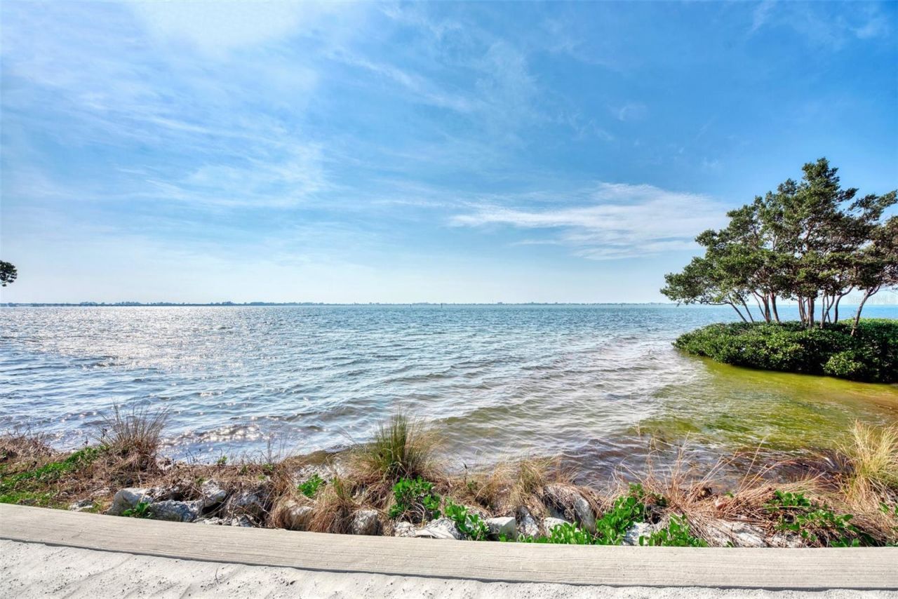 395 Aruba Circle, Unit 102, Bradenton, FL 34209 Photo