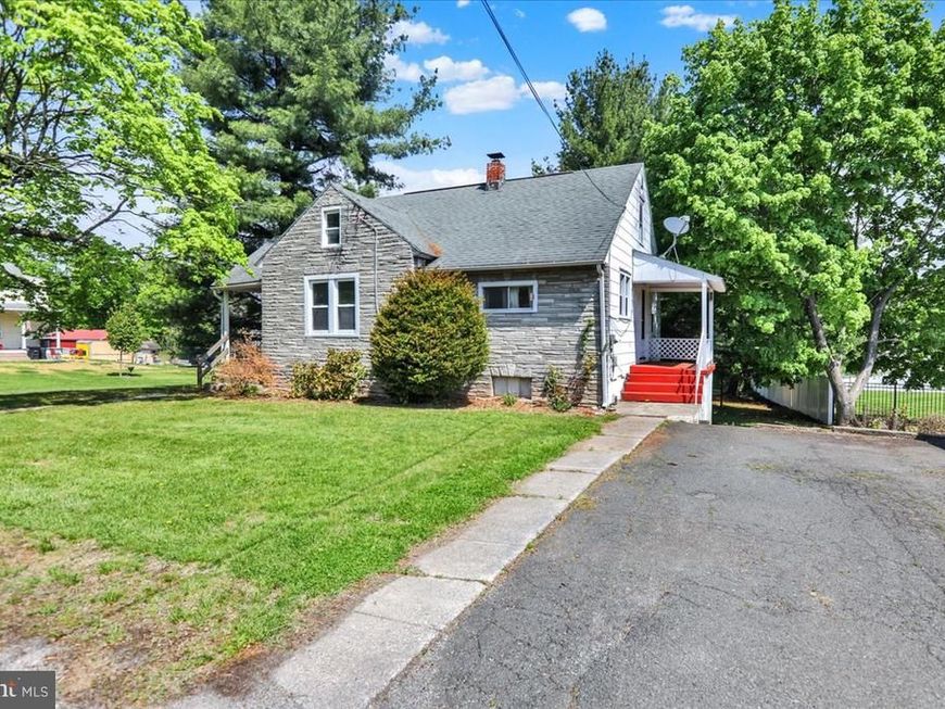 21 2nd Street, Birdsboro, PA 19508 Main Photo