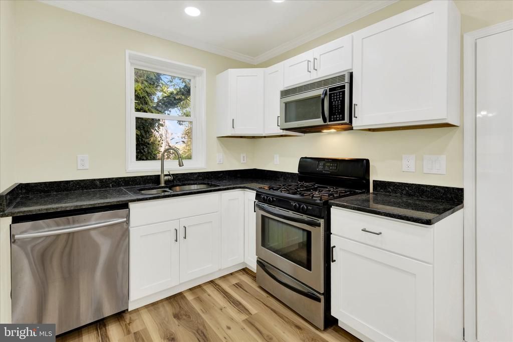 115 COLLEGE AVENUE , MOUNTVILLE, PA 17554