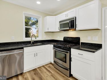 115 COLLEGE AVENUE, MOUNTVILLE, PA 17554