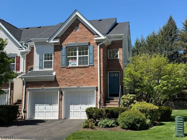 330 Winthrop Dr Unit 303, Nutley, NJ 07110