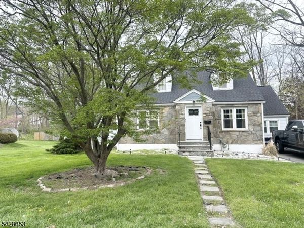 4 W Nelson St, Newton, NJ 07860
