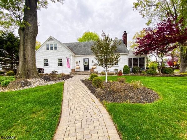608 E Hendricks Blvd, South Plainfield, NJ 07080