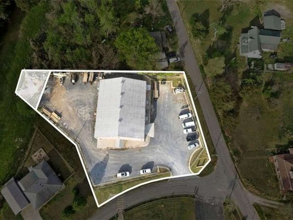 3366 Pine Log Road , Rydal, GA 30171