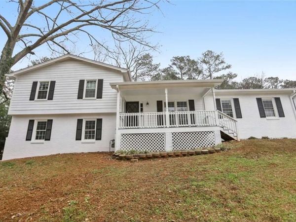 5214 Parkside Drive , Conyers, GA 30094