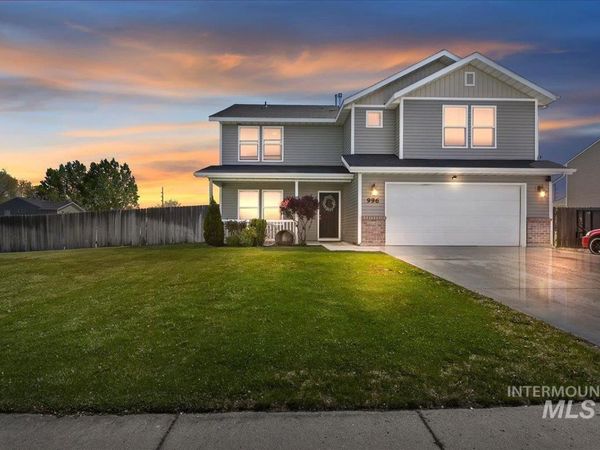 996 S Bobby, Kuna, ID 83634
