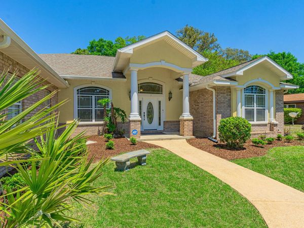 7 Japonica Lane, Shalimar, FL 32579