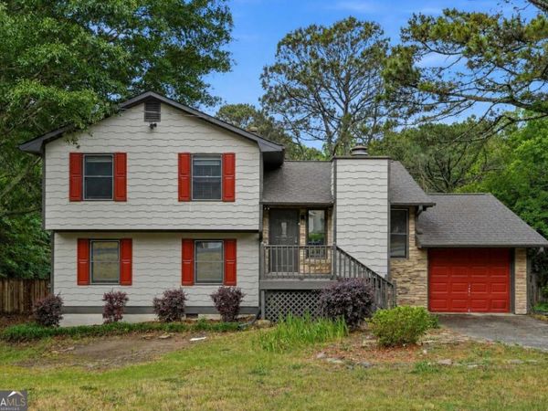 3262 Summer Wood Circle, Snellville, GA 30039