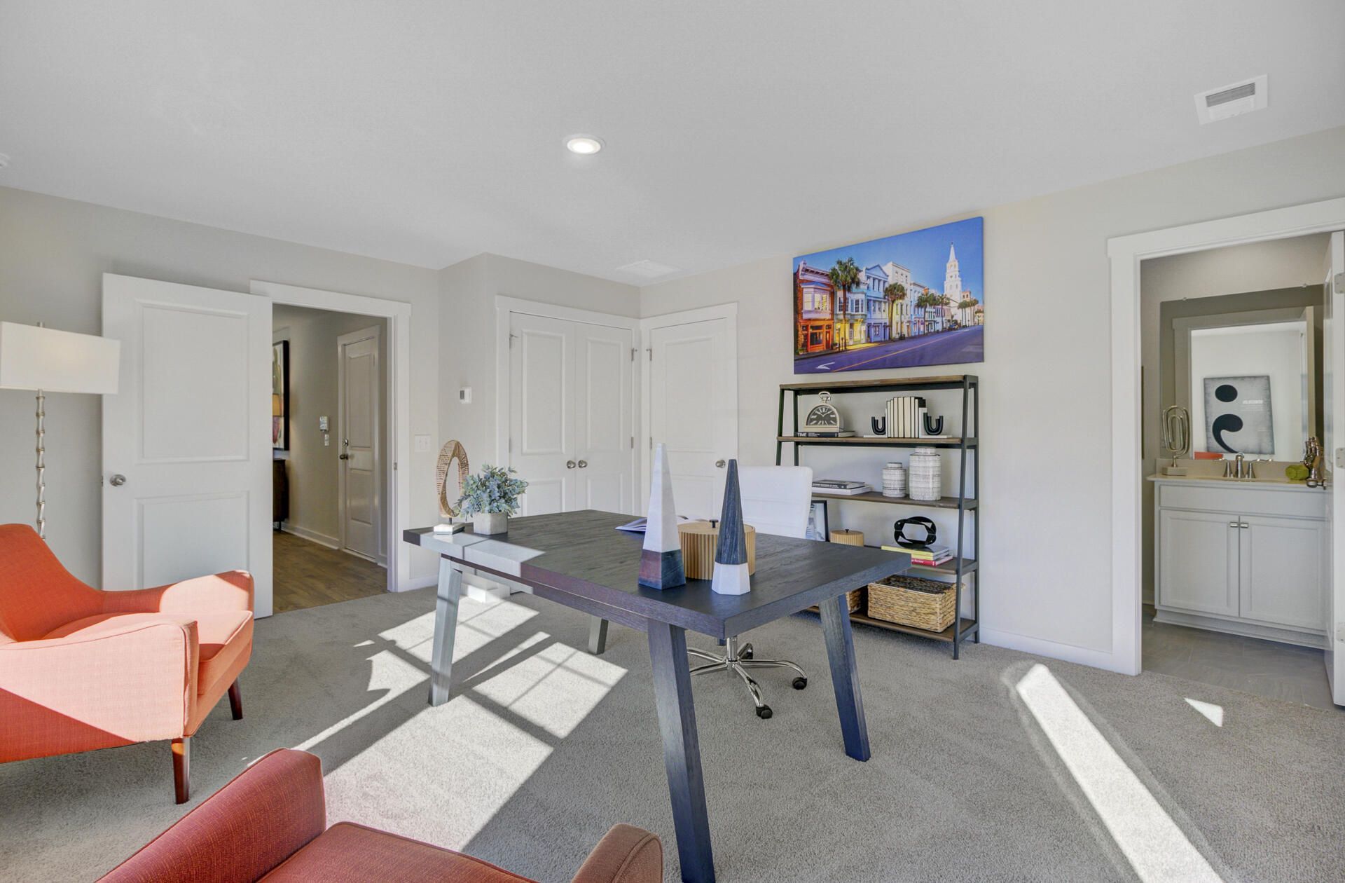471 Caledon Court Photo 6
