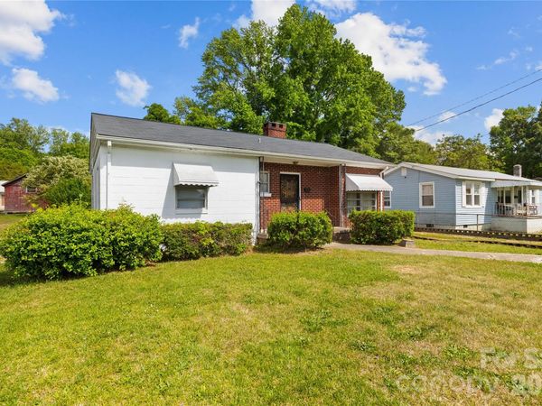 419 S Pearl Street , Troy, NC 27371