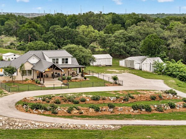 2825 W Ammann, Bulverde, TX 78163