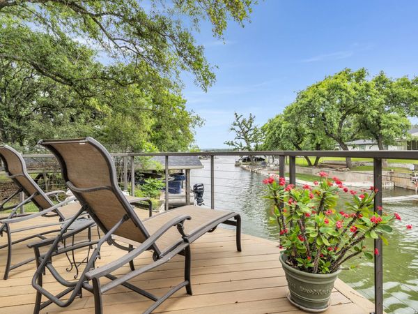 1122 HILL CIRCLE EAST DR, Granite Shoals, TX 78654