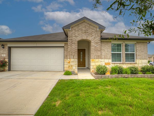 800 Bahia, Seguin, TX 78155