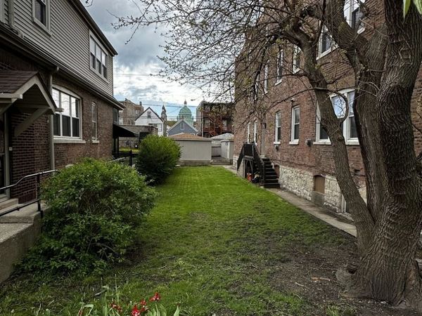 3209 S Racine Avenue , Chicago, IL 60608