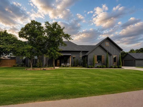 391 Old Creek Road, Edmond, OK 73034