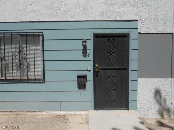 544 Greenbriar Townhouse Way , Las Vegas, NV 89121