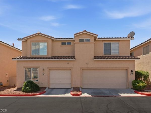 63 Belle Springs Avenue , Las Vegas, NV 89123